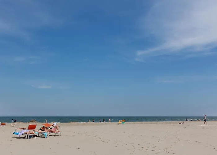 Guesthost - Flat A Due Passi Dalla Apartament Llido Degli Estensi