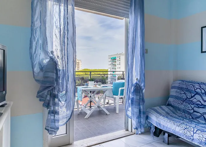 Guesthost - Flat A Due Passi Dalla Appartement