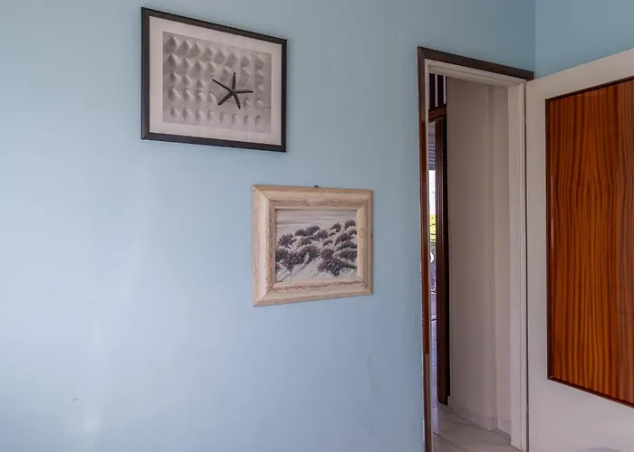 Guesthost - Flat A Due Passi Dalla Appartement Llido Degli Estensi