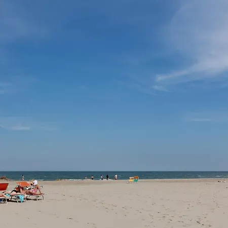 Flat A Due Passi Dalla Apartment Llido Degli Estensi