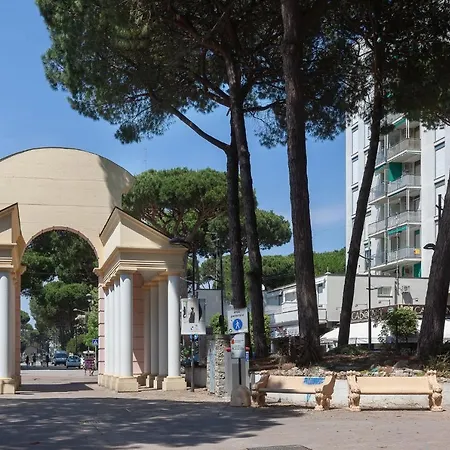 Apartment Flat A Due Passi Dalla