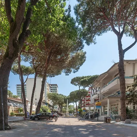 Flat A Due Passi Dalla Appartement Llido Degli Estensi