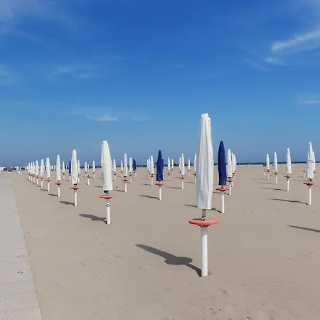 Flat A Due Passi Dalla Apartment Llido Degli Estensi